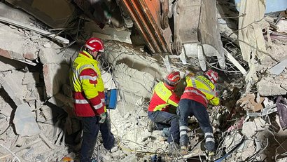 I.S.A.R. volunteers in action