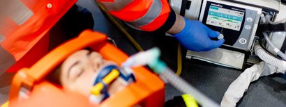 A patient is ventilated with MEDUVENT Standard
